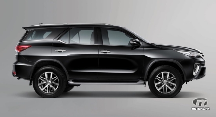 Toyota Fortuner 2022 Side